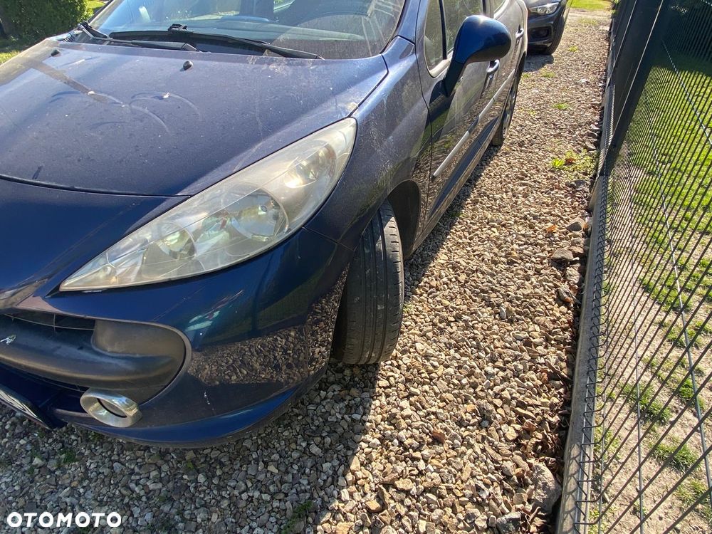 Peugeot 207 1.6 HDi - 5