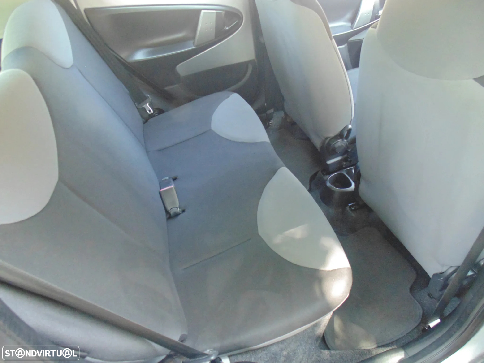 Peugeot 107 1.0 Active - 16