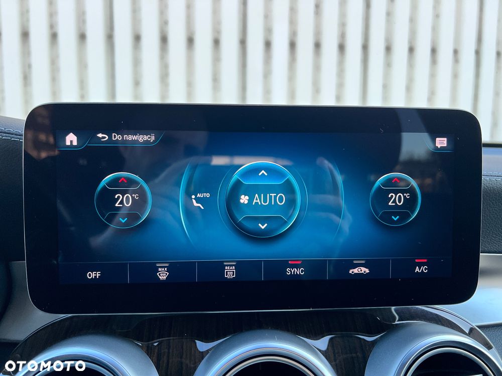 Mercedes-Benz GLC 200 4Matic 9G-TRONIC AMG Line - 31