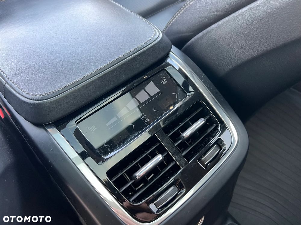 Volvo XC 90 T8 AWD Recharge Geartronic Inscription Edition - 16
