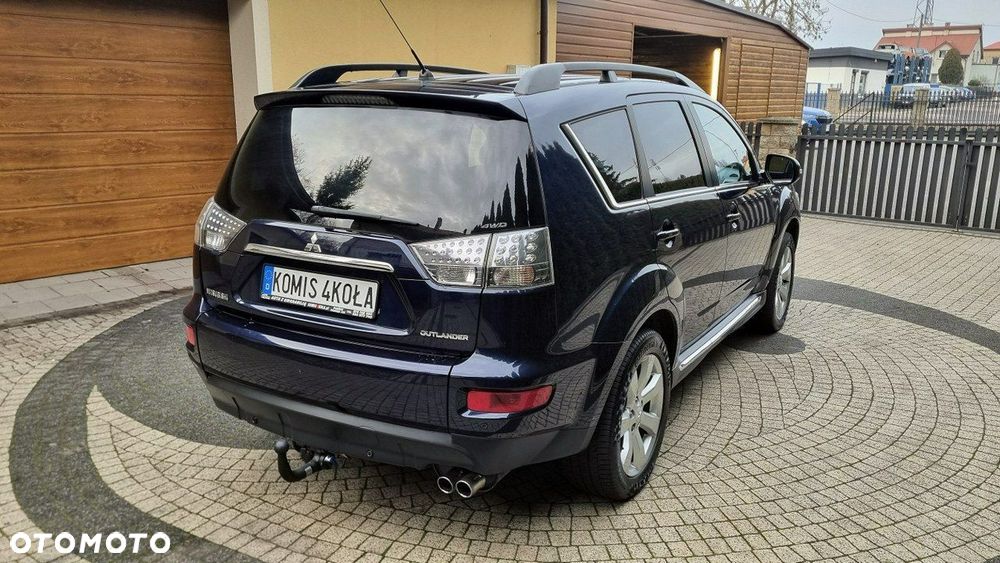 Mitsubishi Outlander - 7