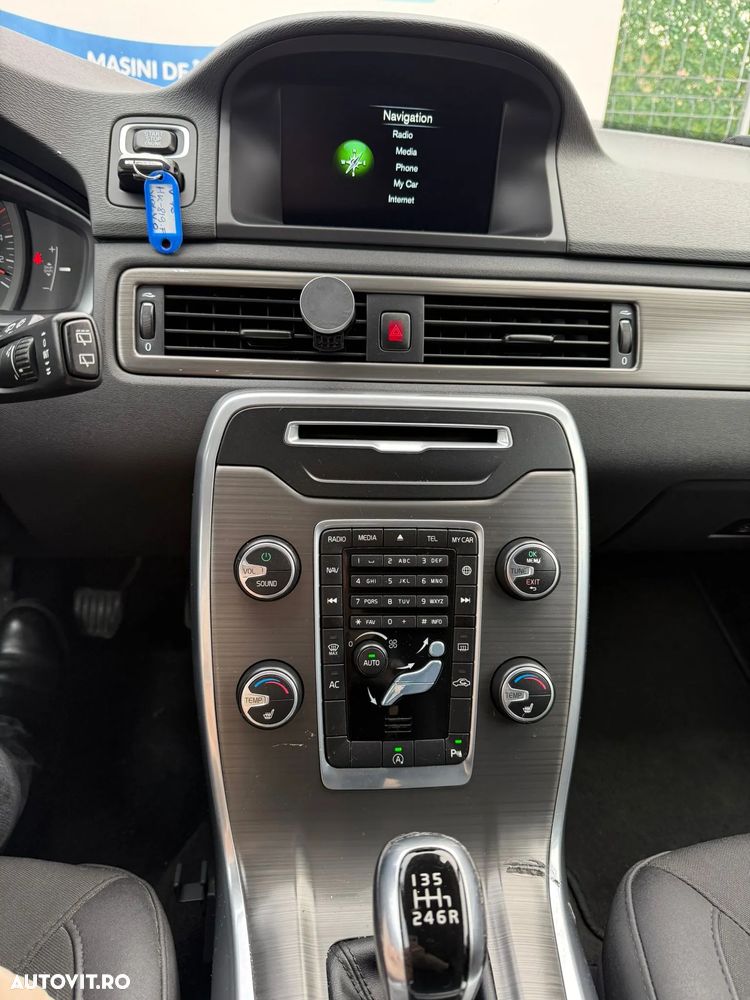 Volvo V70 D2 Linje Classic - 6