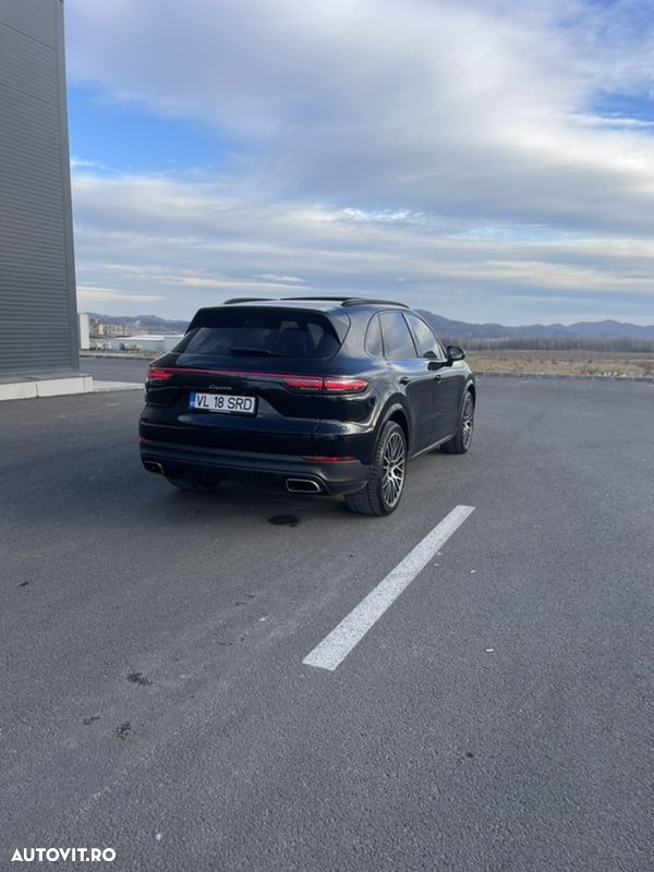 Porsche Cayenne Tiptronic S Platinum Edition - 4