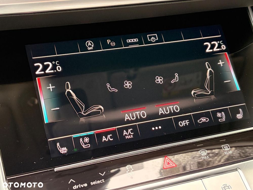 Audi A6 Avant 45 TFSI mHEV Sport S tronic - 32