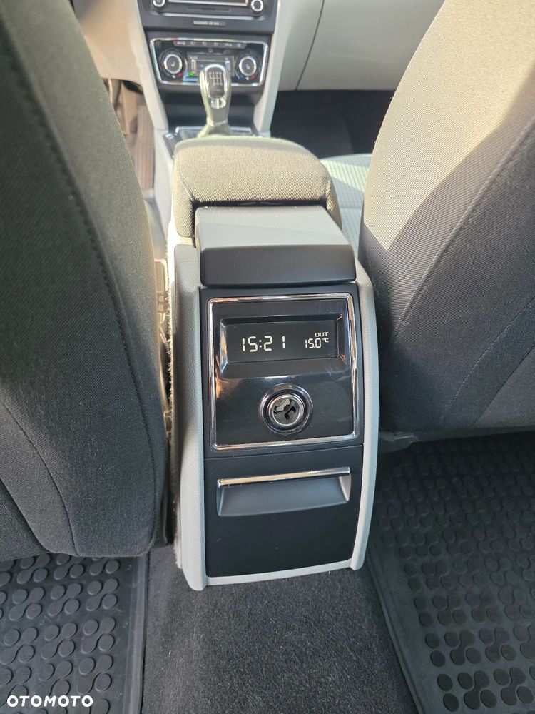 Skoda Superb - 17