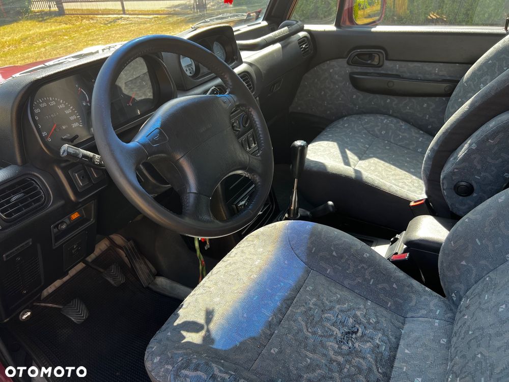 Hyundai Galloper LWB7 2.5 D intrcooler - 17