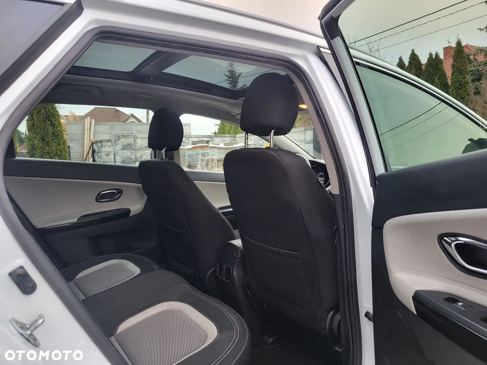 Kia Ceed 1.6 CRDi 128 Platinum Edition - 21