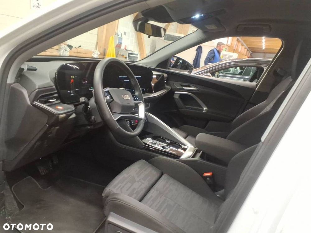 Audi Q5 Sportback - 8
