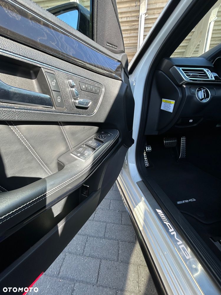 Mercedes-Benz Klasa E - 12