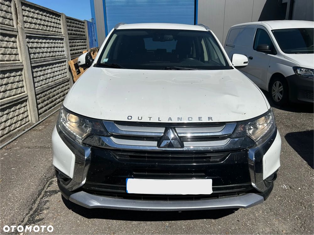 Mitsubishi Outlander 2.2 DI-D 4WD Top - 2