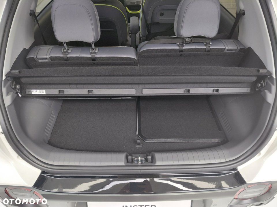 Hyundai Inster - 11