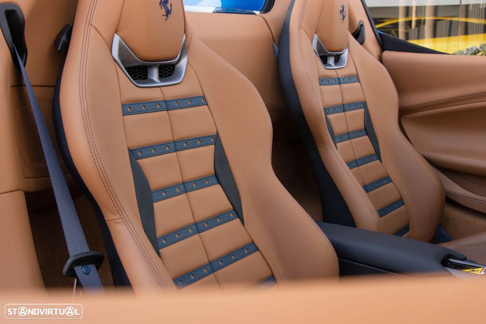 Ferrari 296 GTS Spider - 34