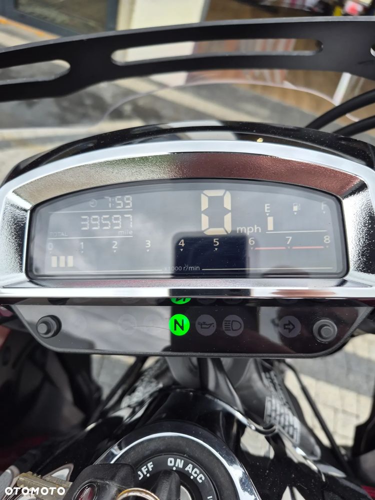 Honda GL - 13