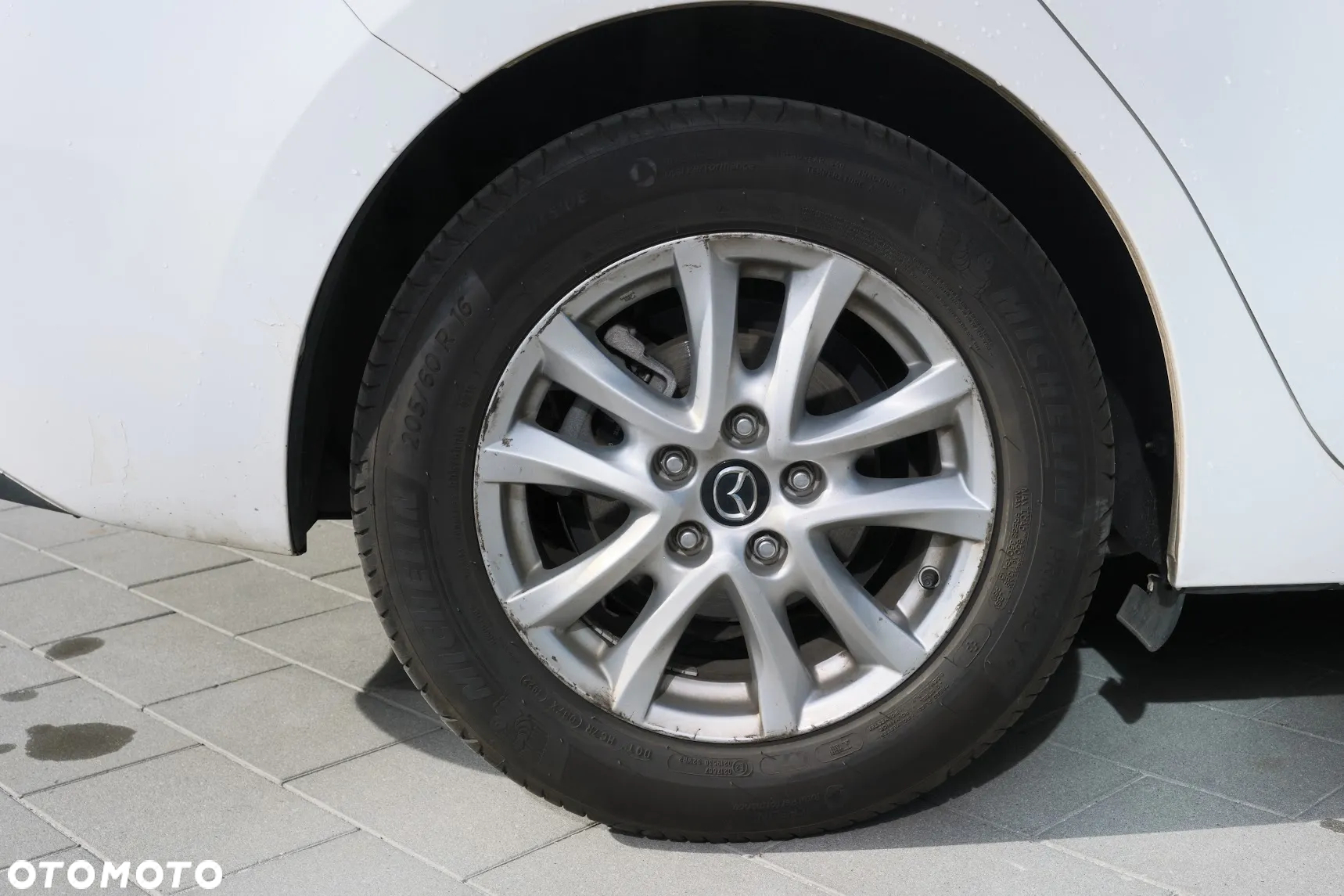 Mazda 3 - 9