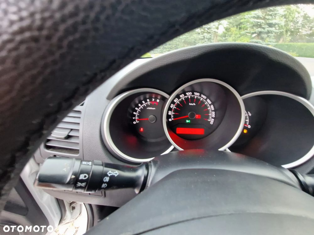 Kia Venga 1.4 CVVT ISG Spirit - 8