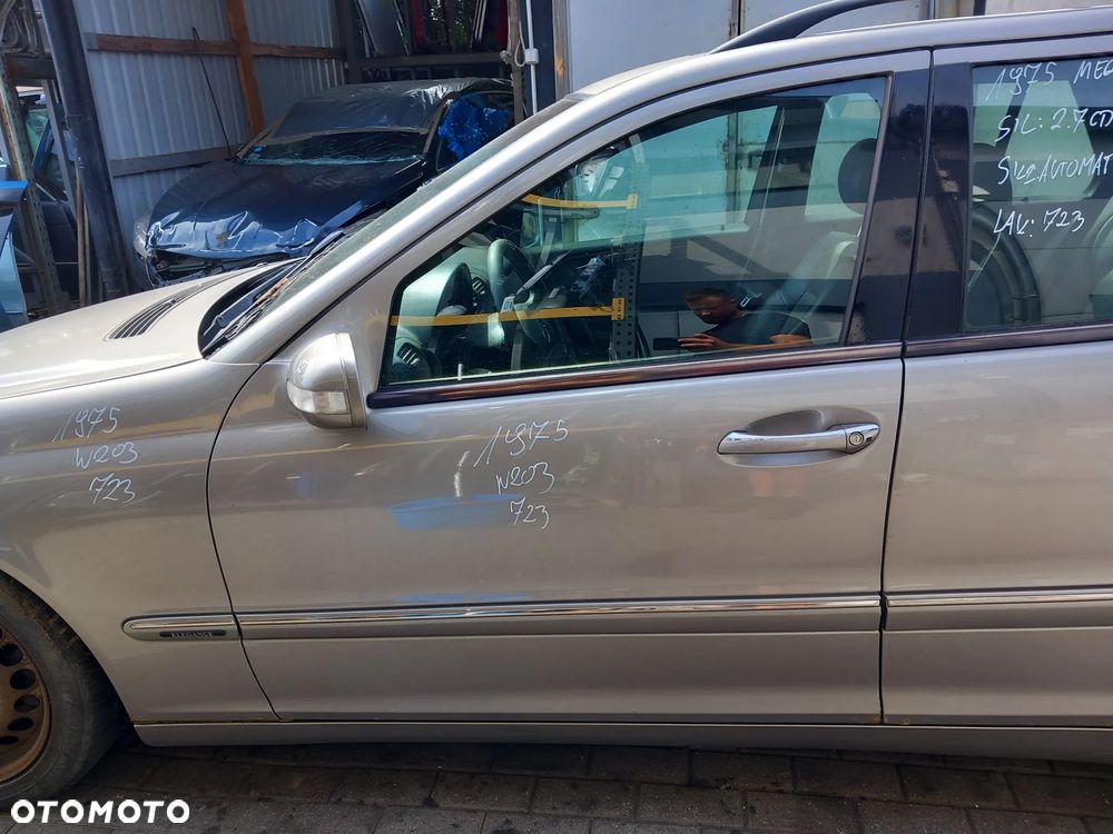 MERCEDES W203 C-KLASA DRZWI LEWE PRZEDNIE LEWY PRZÓD KOLOR: 723