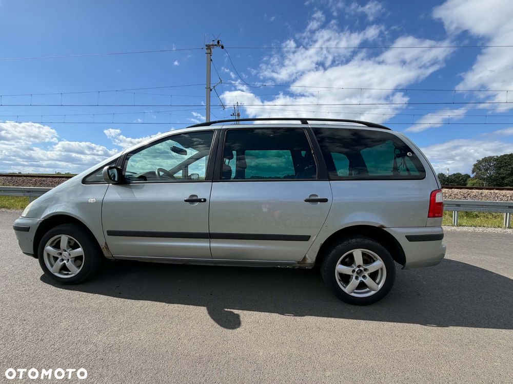 Ford Galaxy - 8