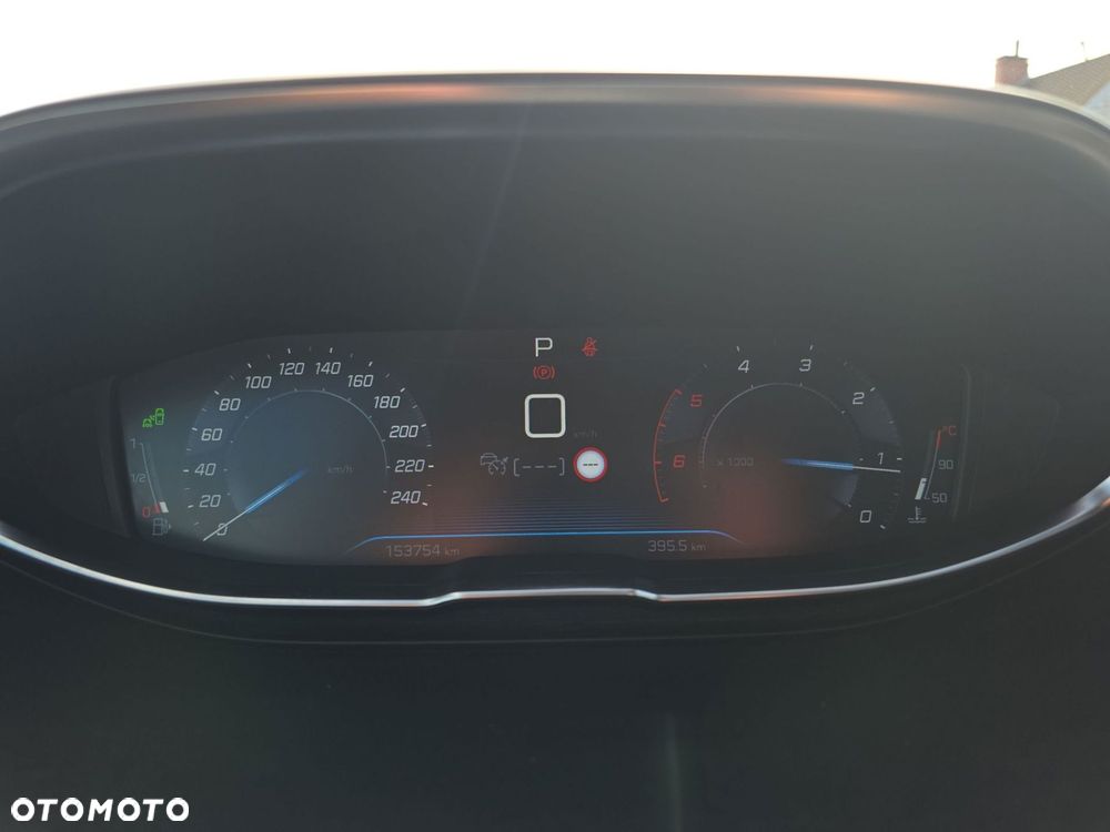 Peugeot 5008 - 18
