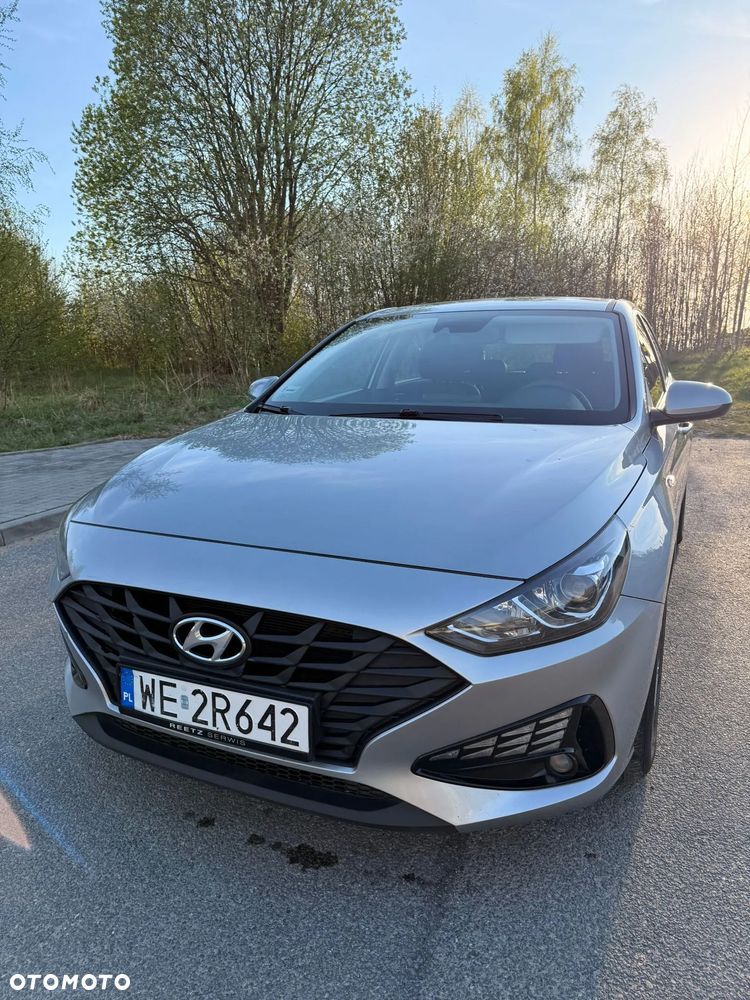 Hyundai i30 1.5 DPI Classic + - 7