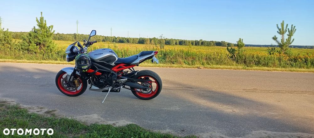 Triumph Street Triple - 5