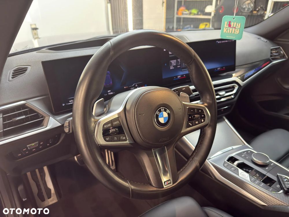 BMW Seria 2 220d ColorVision Edition sport - 24