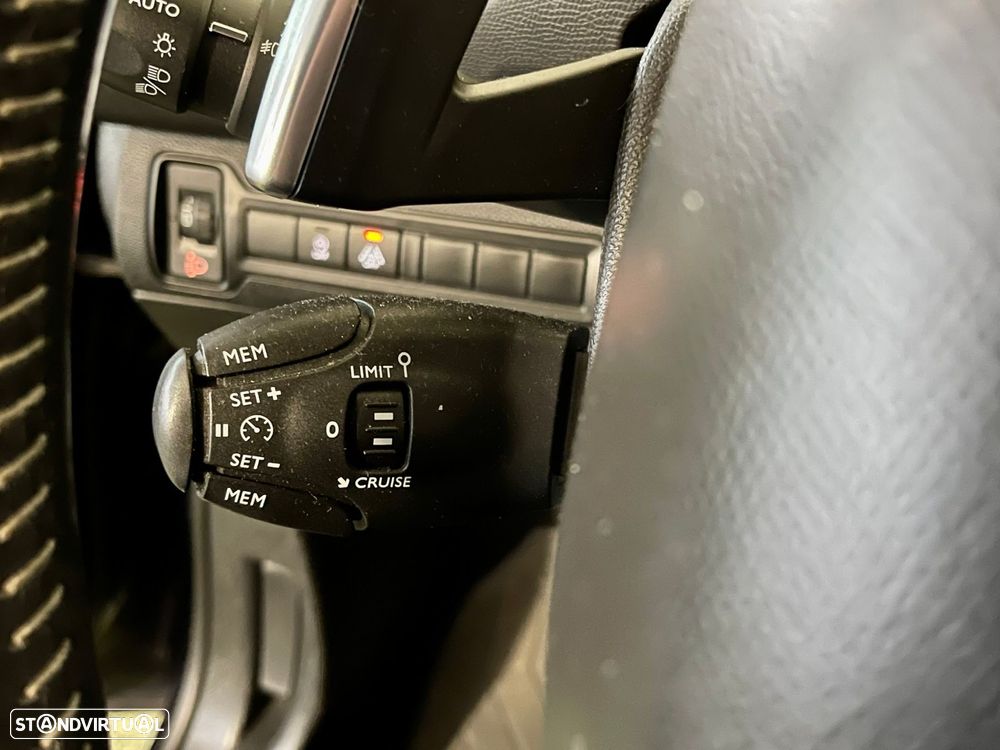 Peugeot 308 SW BlueHDi 130 EAT8 Style - 20