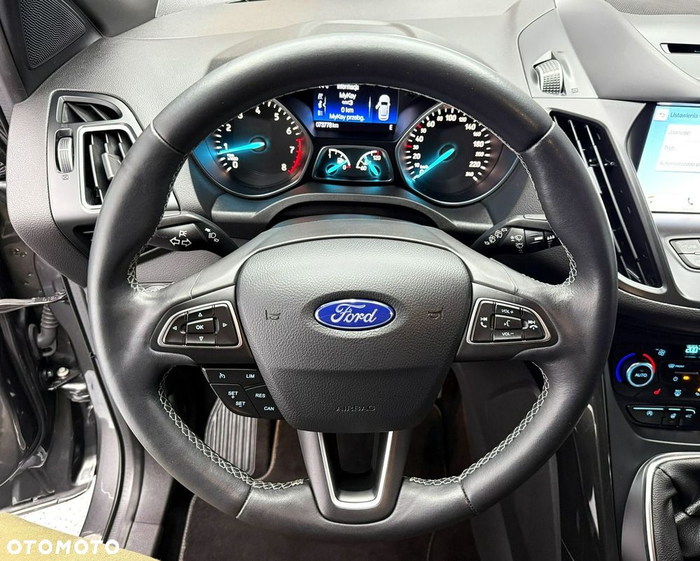 Ford Kuga 1.5 EcoBoost 2x4 Business Edition - 28