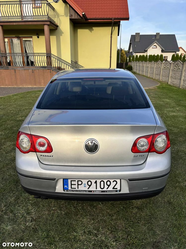 Volkswagen Passat - 7