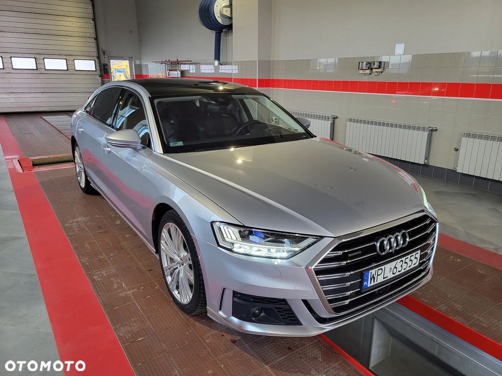 Audi A8 - 2