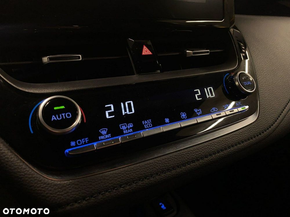 Toyota Corolla - 25