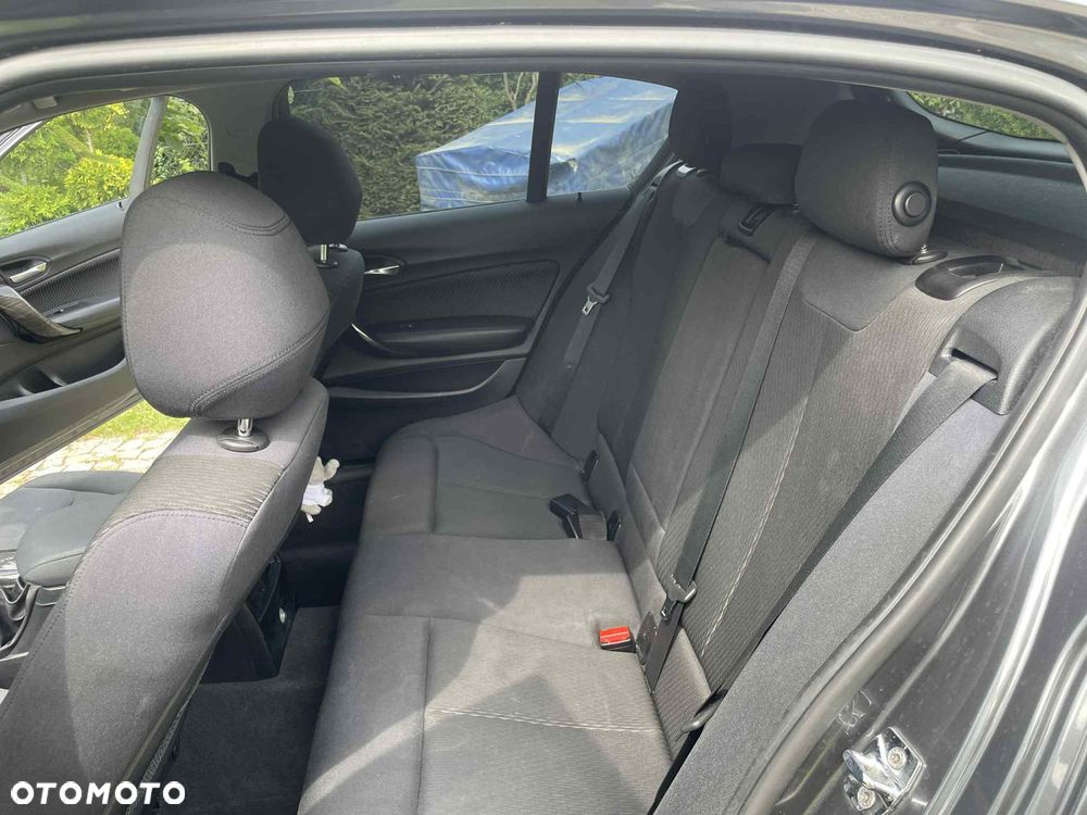 BMW Seria 1 118i - 8