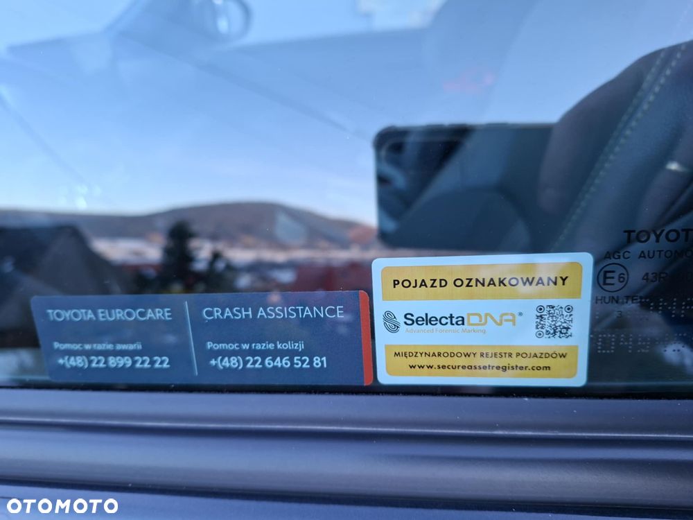 Toyota Yaris - 16