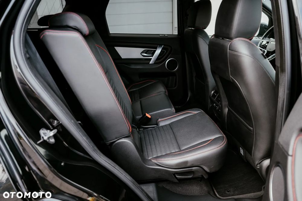 Land Rover Discovery Sport D165 Dynamic S - 31