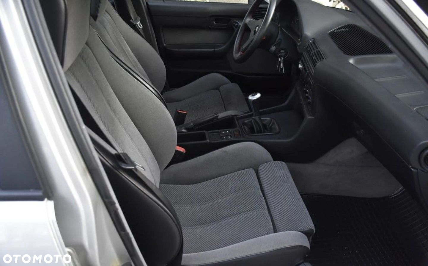 BMW Seria 5 525i - 13