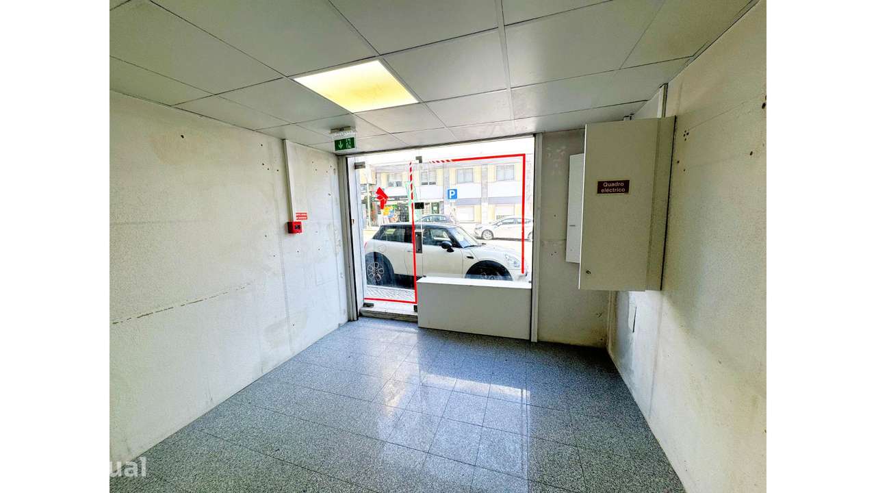 Loja com 149 m² de área total em Sacavém - Grande imagem: 3/19