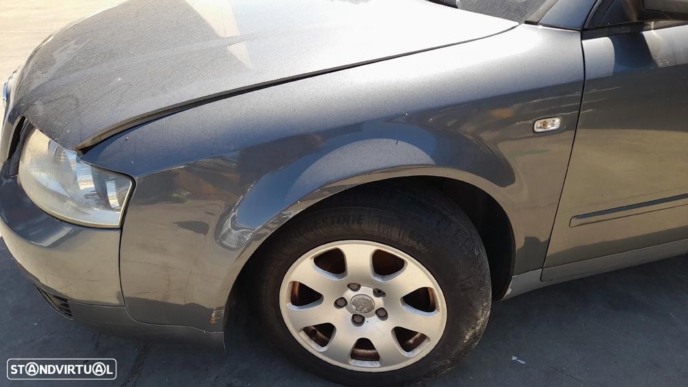 Guarda-lamas esquerdo AUDI A4 (8E2, B6) - 1