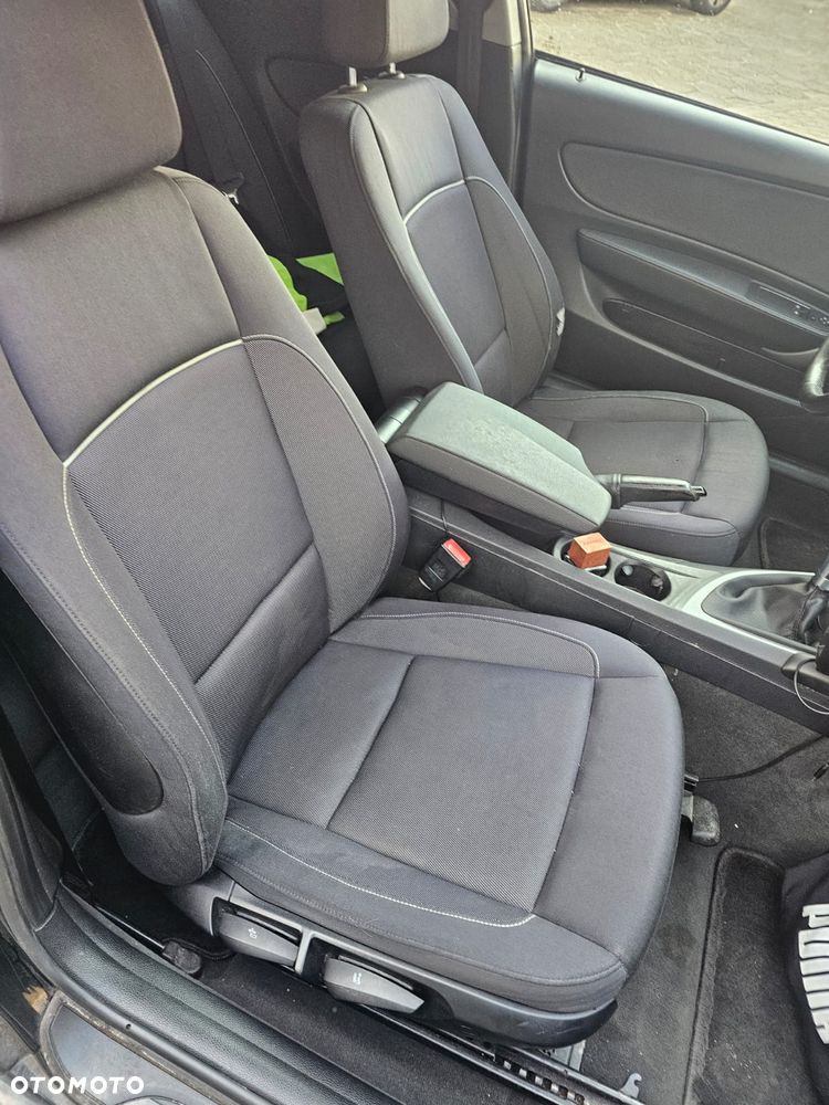 BMW Seria 1 116i - 17