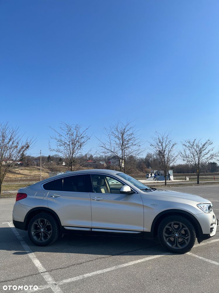 BMW X4 xDrive20d xLine - 2