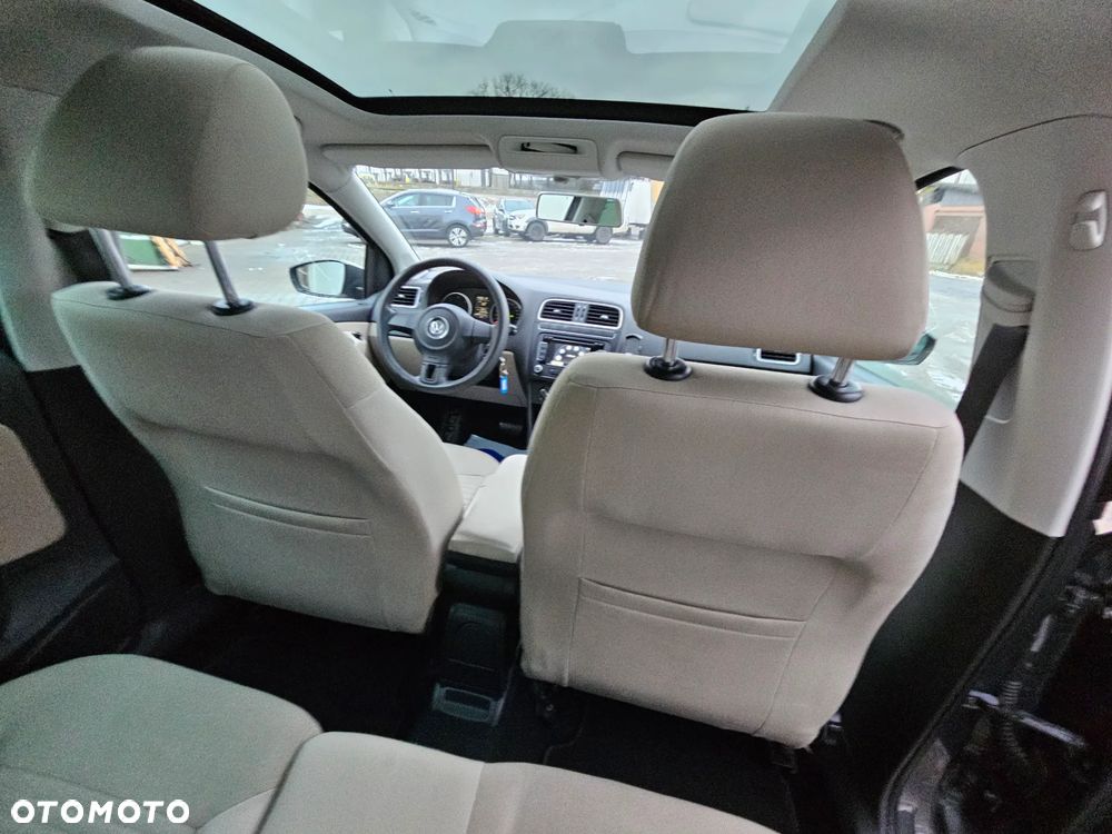 Volkswagen Polo 1.6 TDI DSG Highline - 12