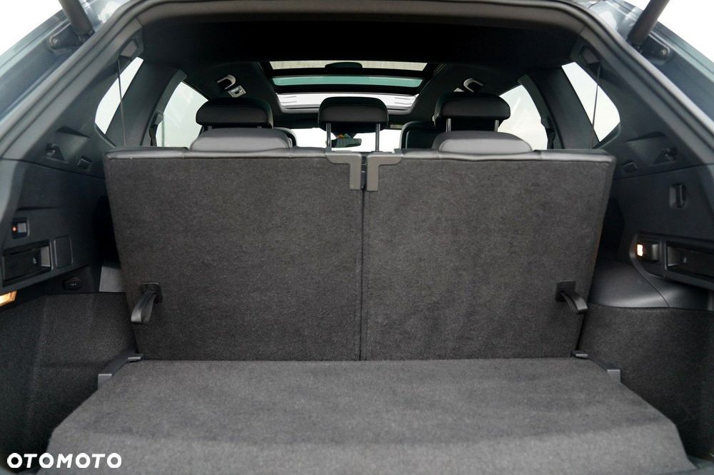 Volkswagen Tiguan Allspace - 14