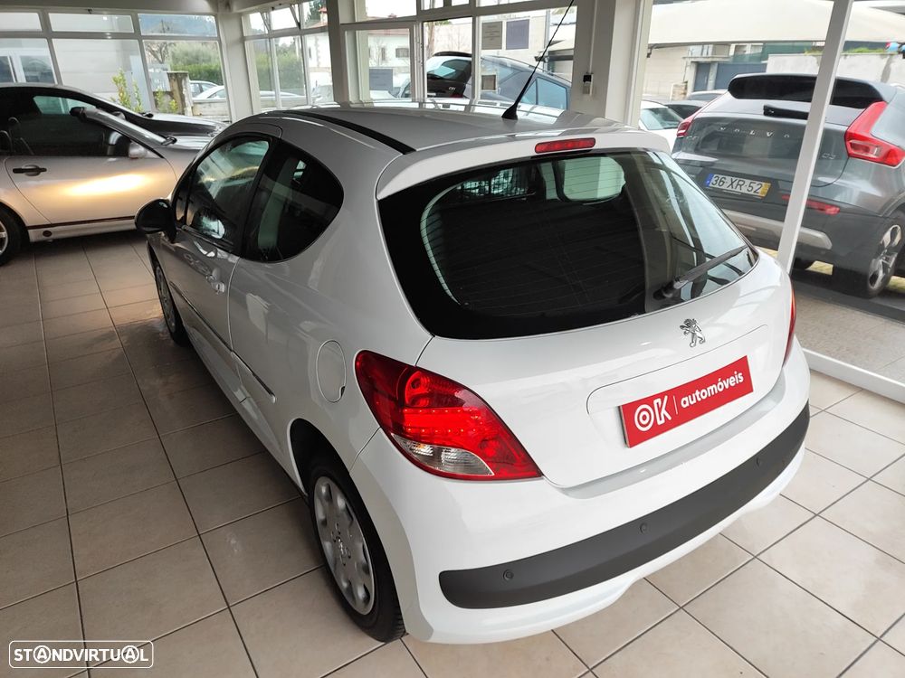 Peugeot 207 1.4 HDi Urban - 8