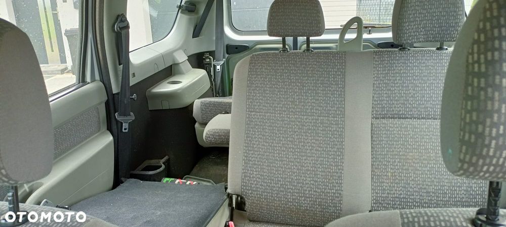 Dacia Logan - 5