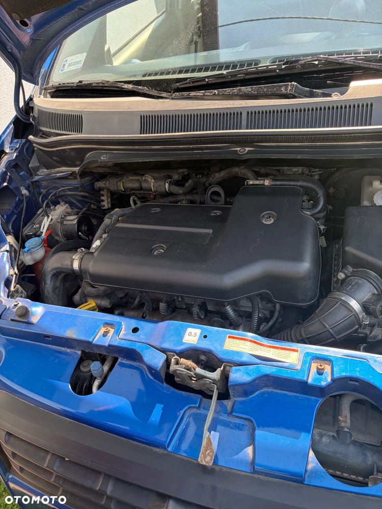 Suzuki Splash 1.3 DDiS Club - 10