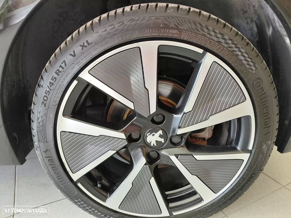 Peugeot e-208 50 kWh GT Pack - 8
