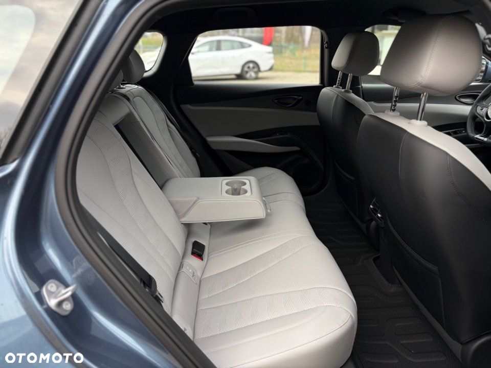BYD Seal 6 - 13