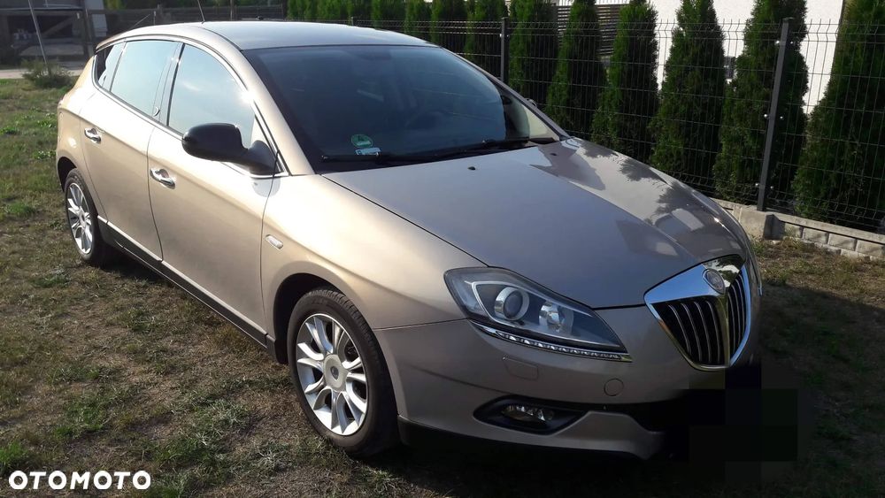 Lancia Delta 1.6 MJ Gold - 1