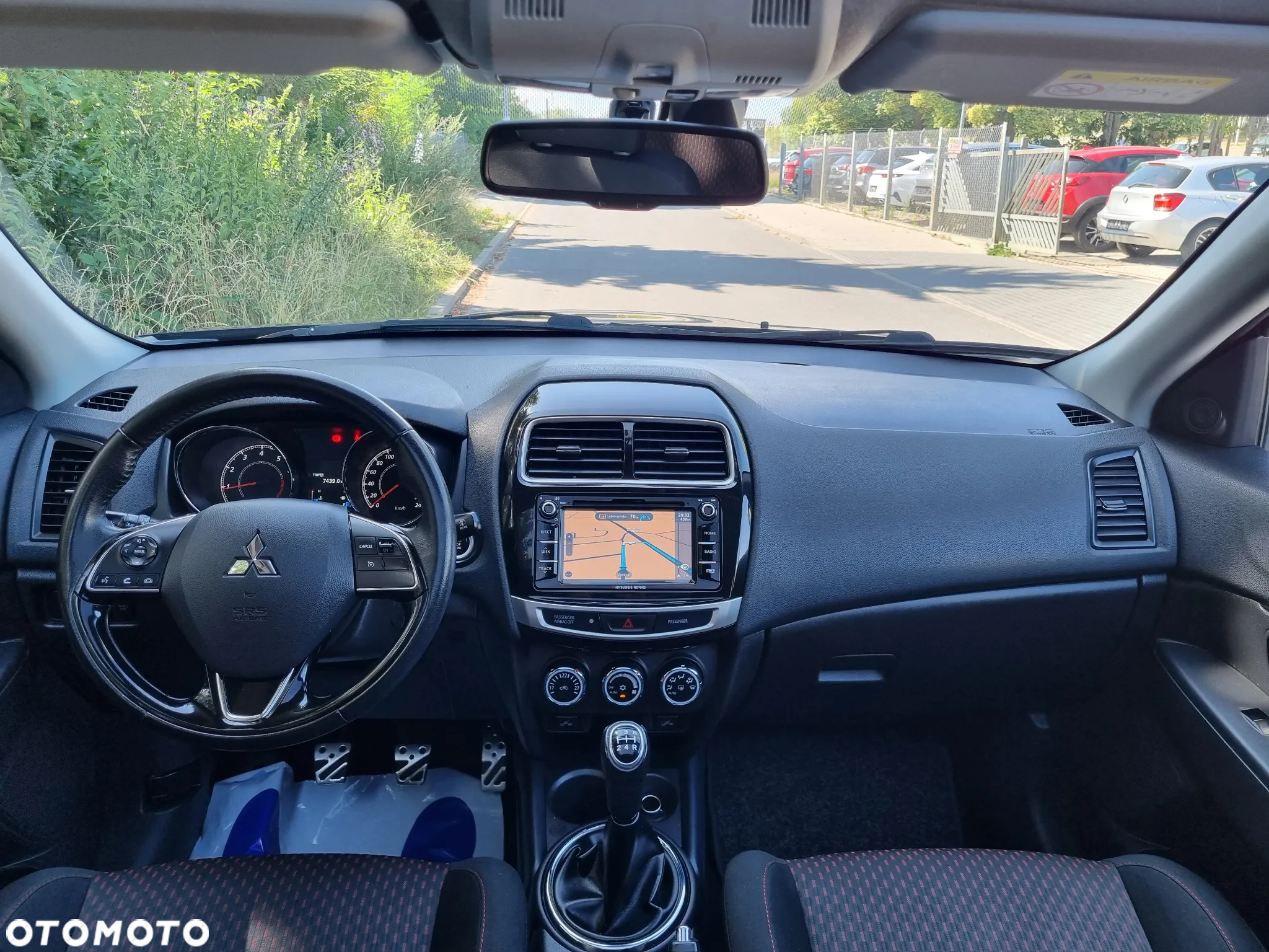 Mitsubishi ASX 1.6 Invite Navi - 14