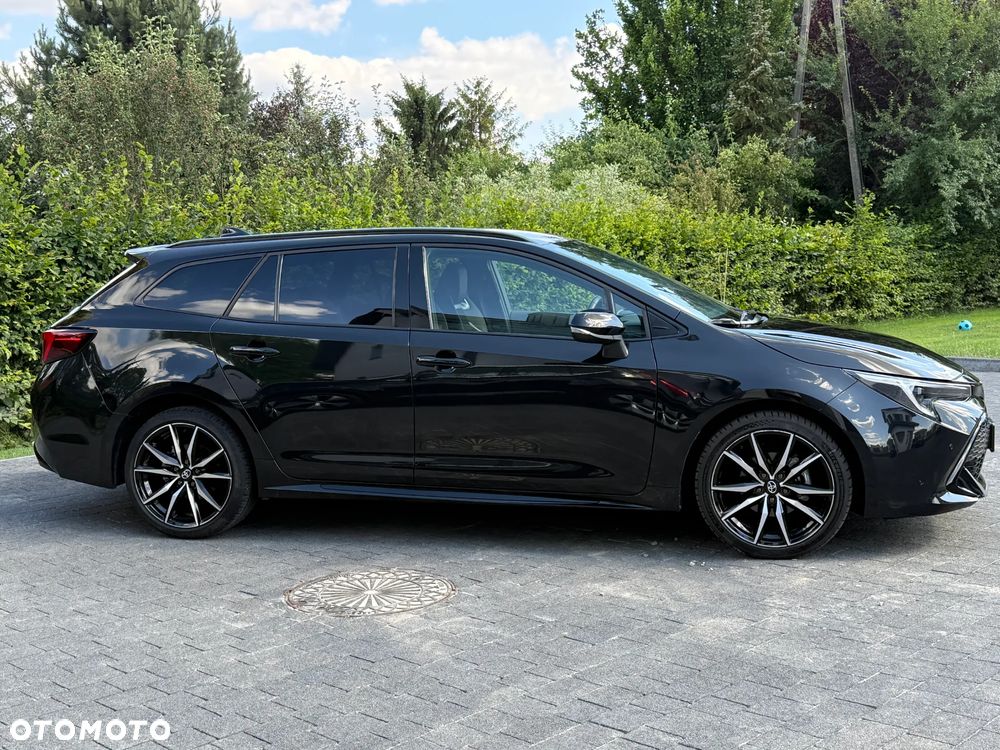 Toyota Corolla - 10