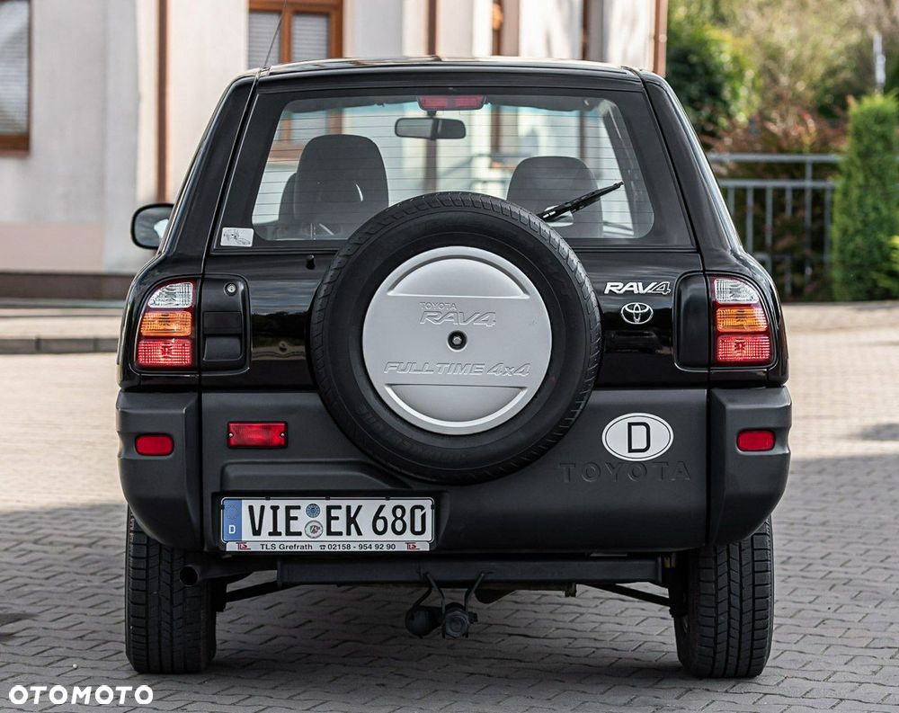 Toyota RAV4 2.0 GLi - 16