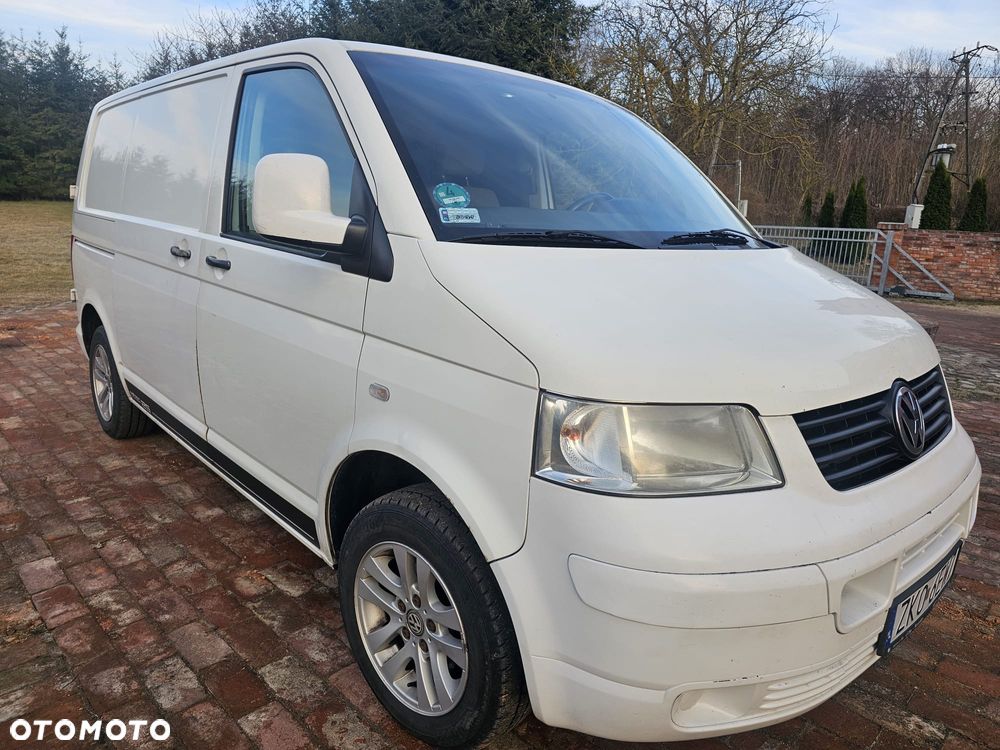 Volkswagen Transporter T5 - 1